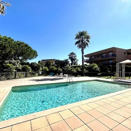 Appartement 2p Avec Piscine Et Parking - Antibes